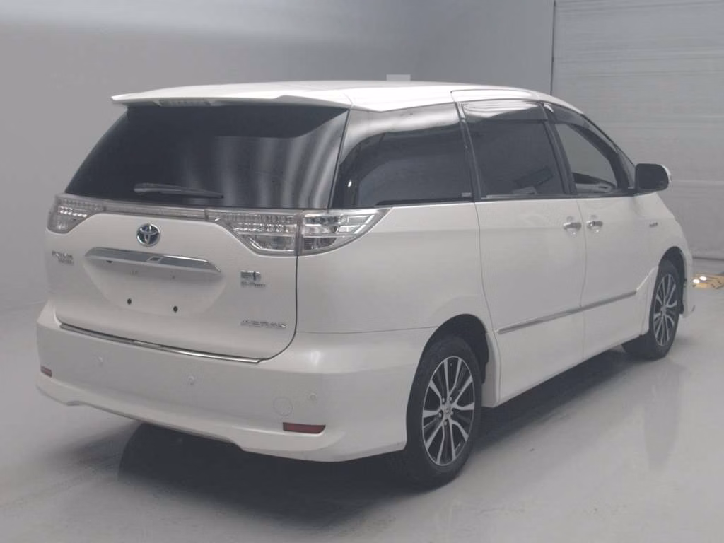 TOYOTA ESTIMA