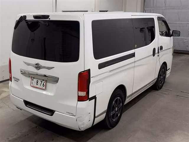NISSAN NV350 CARAVAN