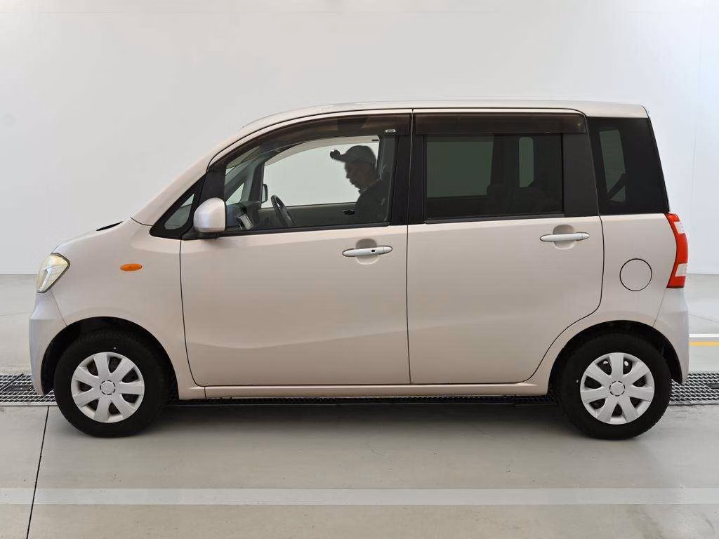 DAIHATSU TANTO EXE