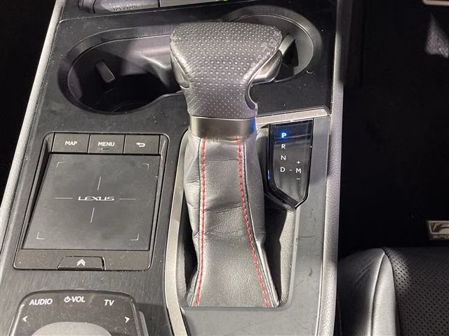 LEXUS UX200