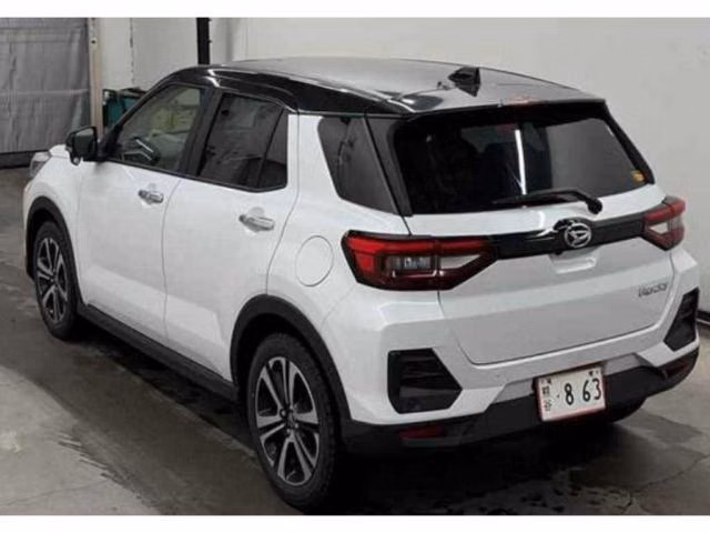 DAIHATSU ROCKY