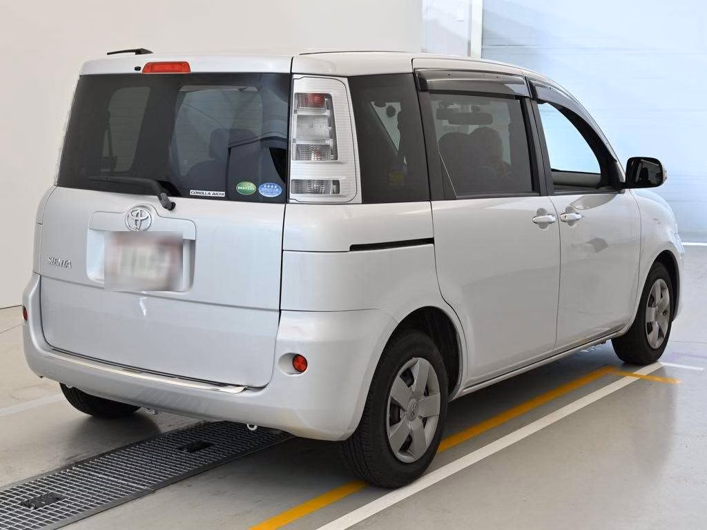 TOYOTA SIENTA