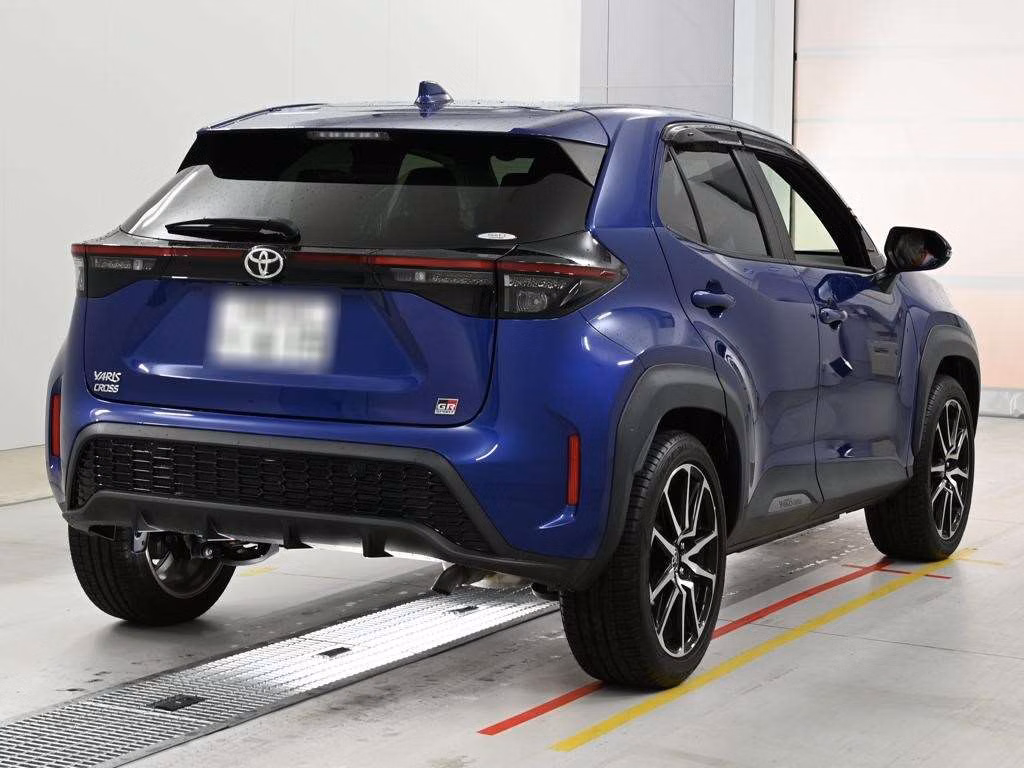 TOYOTA YARIS CROSS