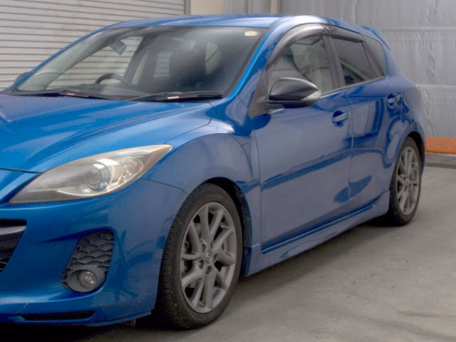 MAZDA AXELA