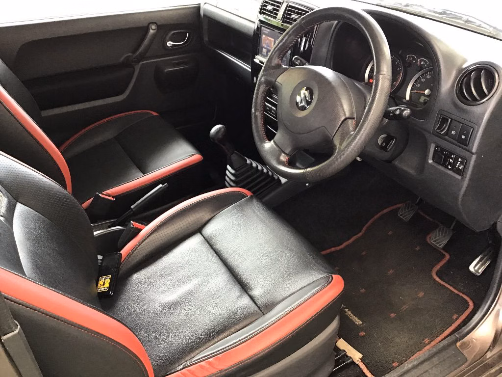 SUZUKI JIMNY SIERRA