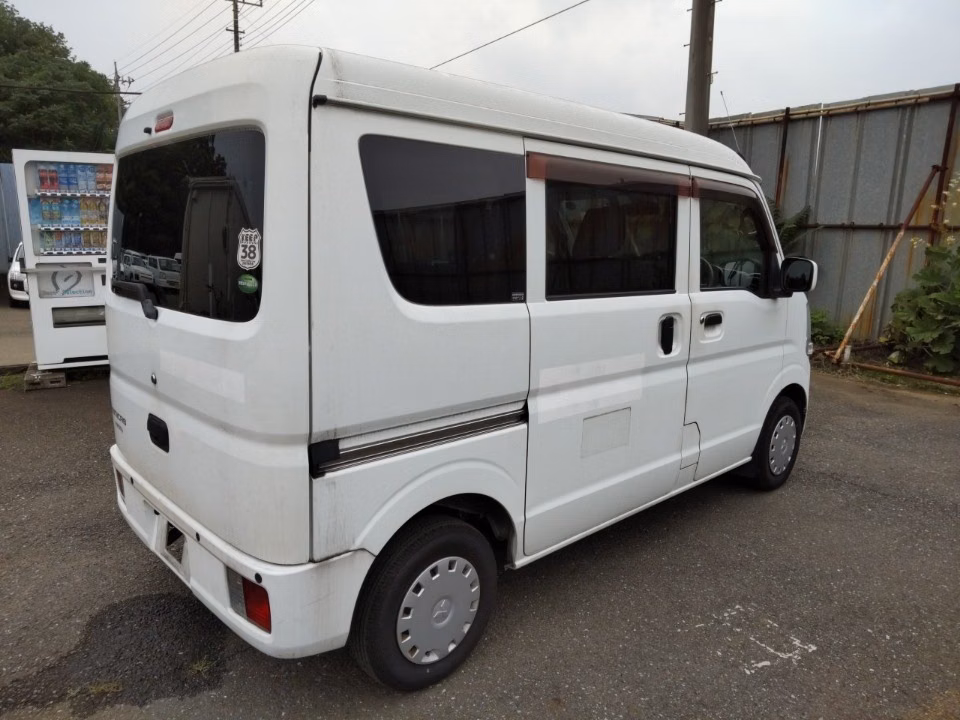 MITSUBISHI MINICAB