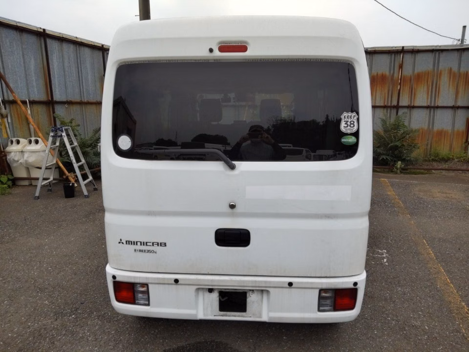 MITSUBISHI MINICAB
