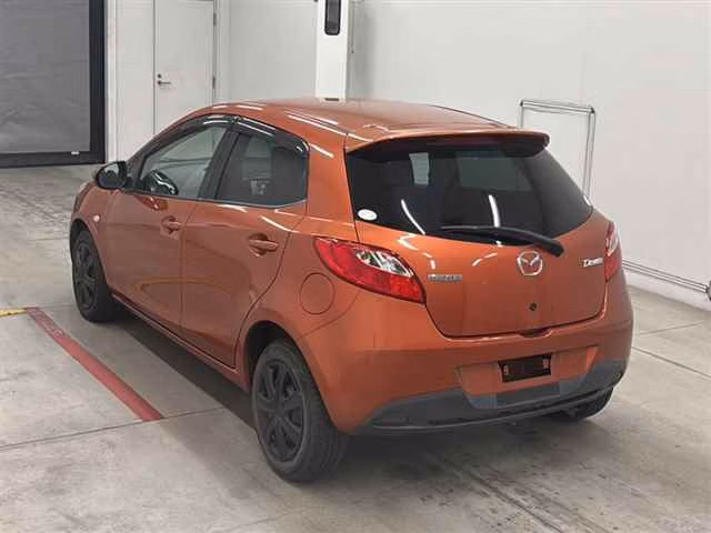MAZDA DEMIO