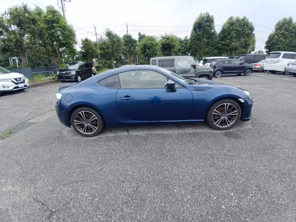 SUBARU BRZ