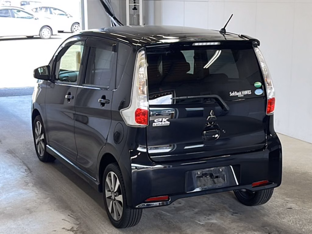 MITSUBISHI EK CUSTOM