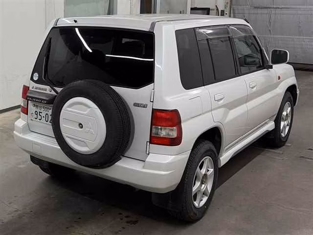 MITSUBISHI PAJERO IO