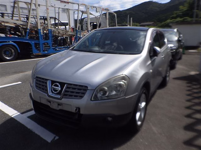 NISSAN DUALIS