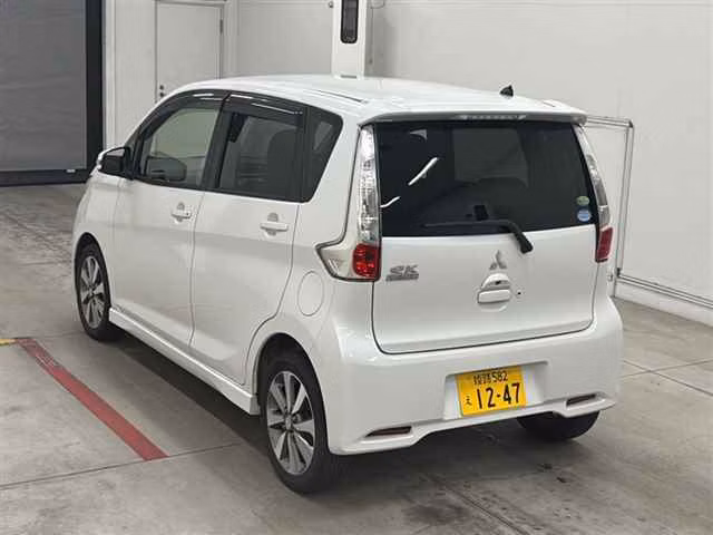 MITSUBISHI EK CUSTOM