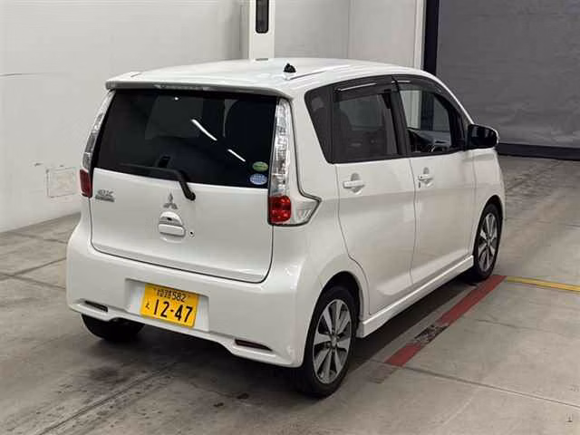 MITSUBISHI EK CUSTOM
