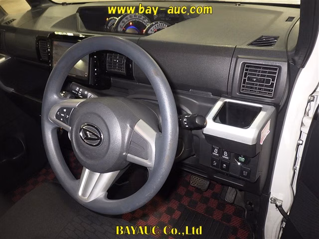 DAIHATSU WAKE