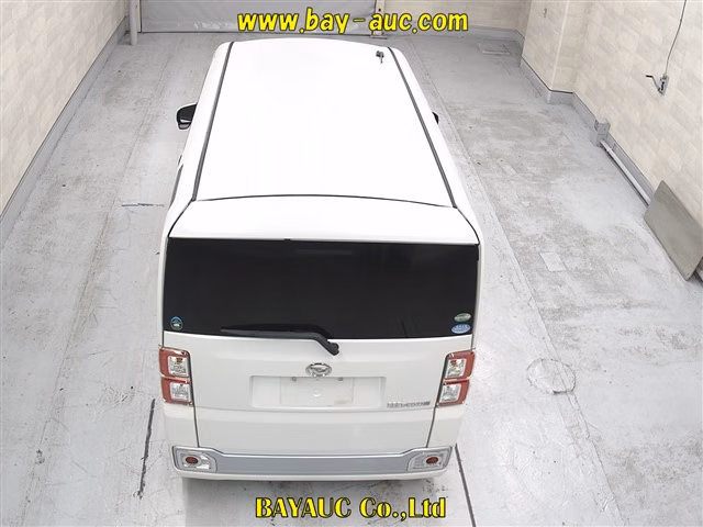 DAIHATSU WAKE