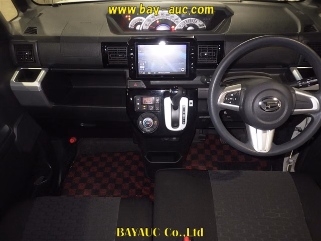 DAIHATSU WAKE