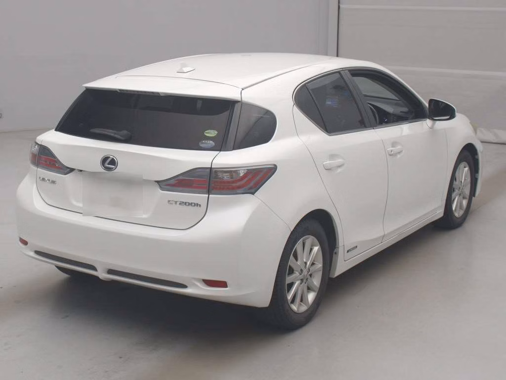 LEXUS CT200H
