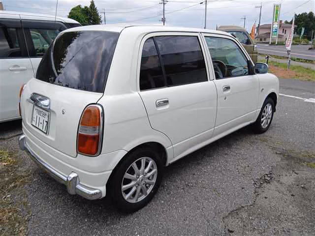 DAIHATSU MIRA GINO