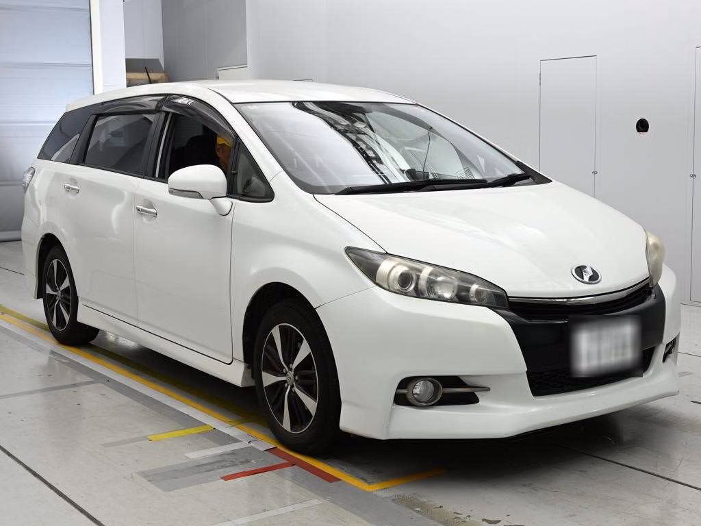 TOYOTA WISH