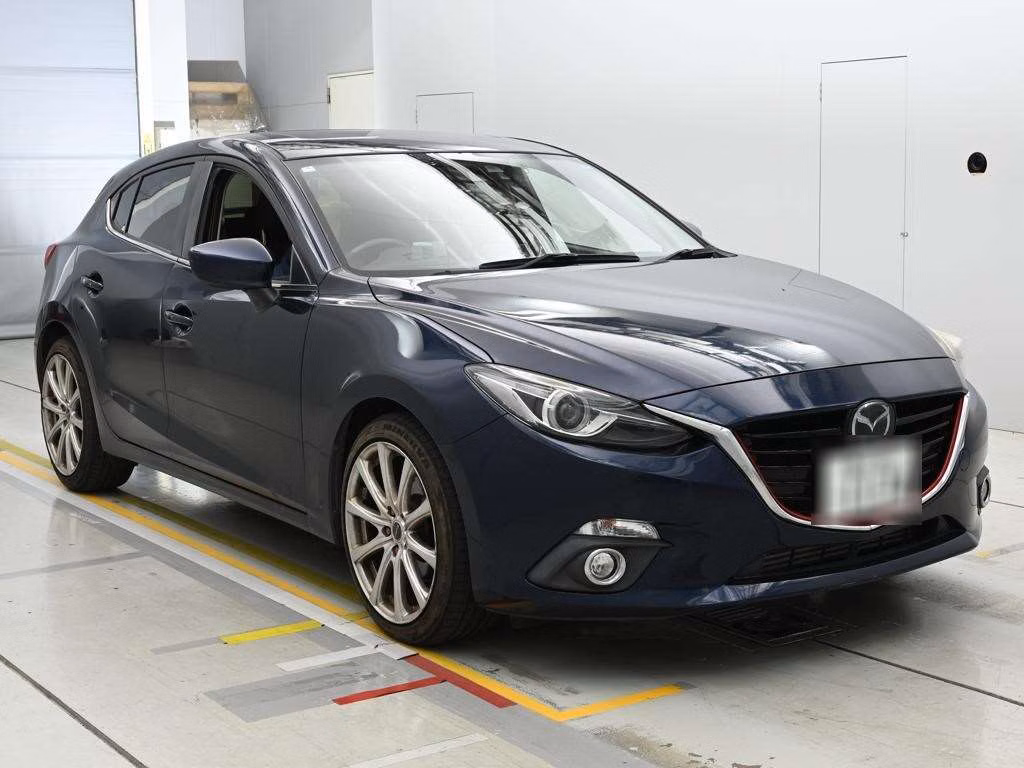 MAZDA AXELA