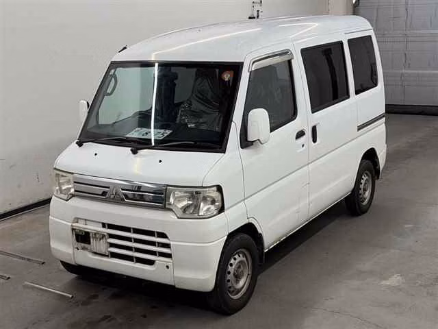 MITSUBISHI MINICAB