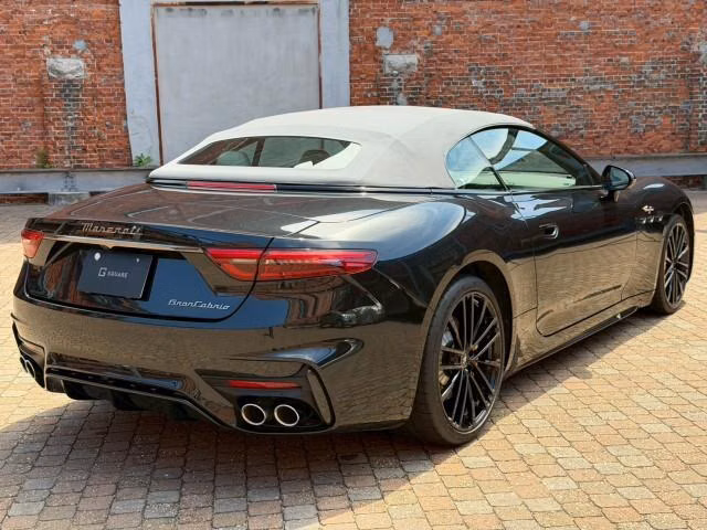 MASERATI GRANCABRIO