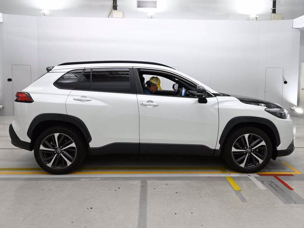 TOYOTA COROLLA CROSS