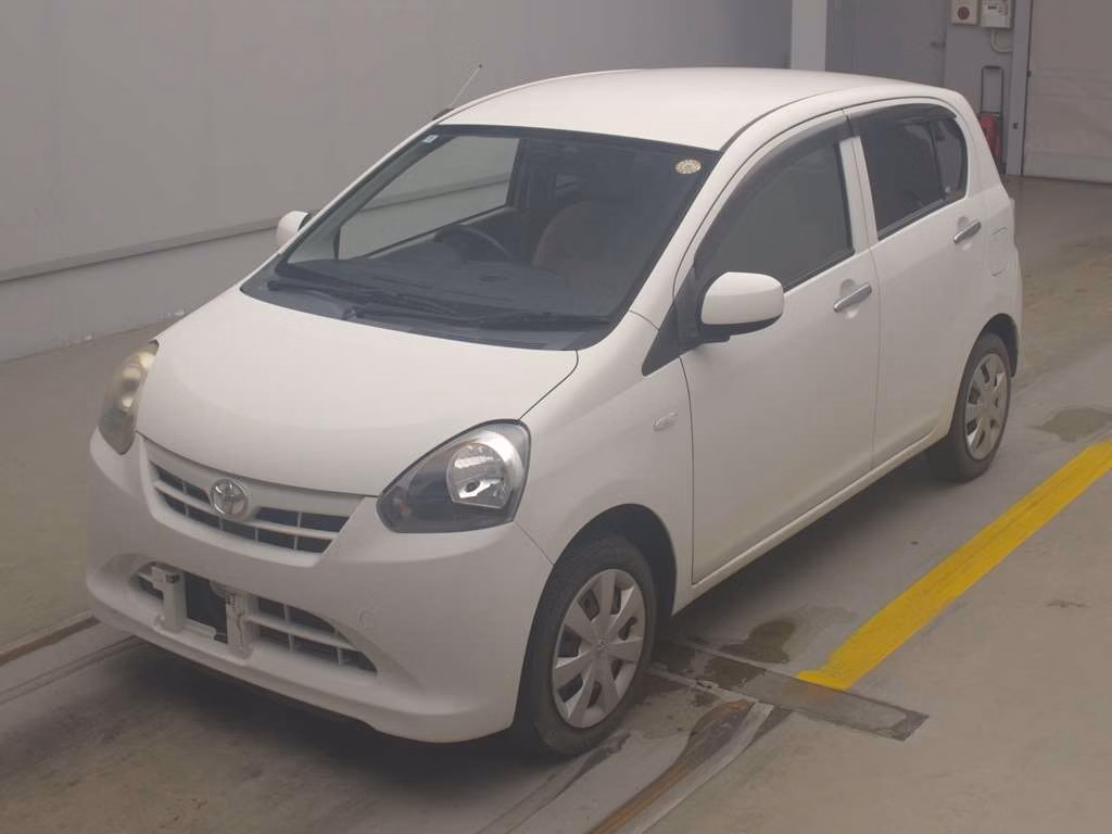 TOYOTA PIXIS EPOCH