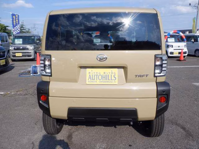 DAIHATSU TAFT