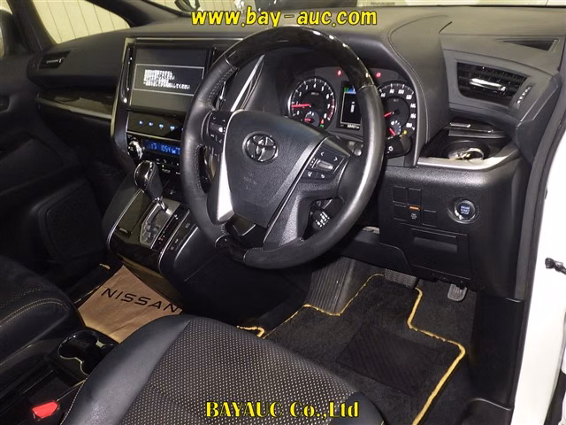 TOYOTA VELLFIRE