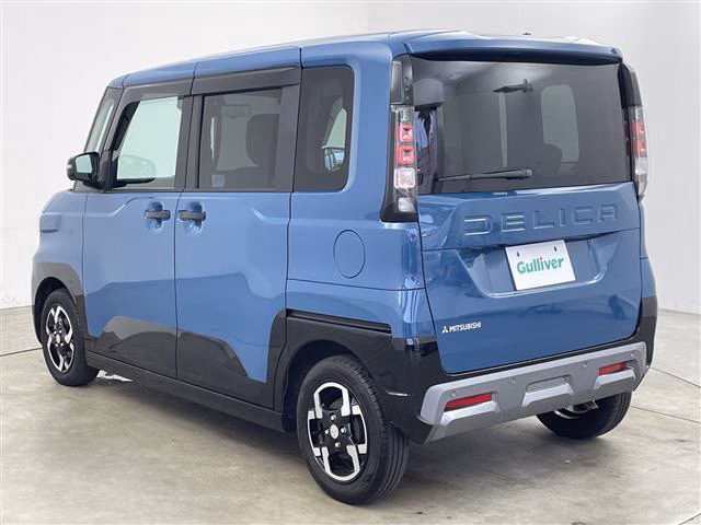 MITSUBISHI DELICA MINI