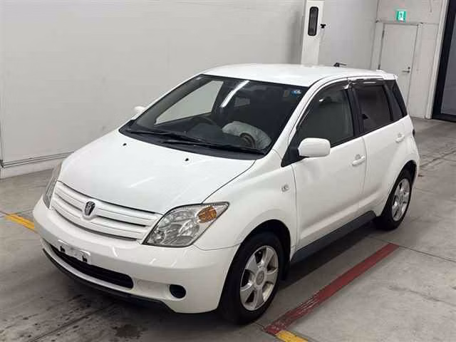 TOYOTA IST