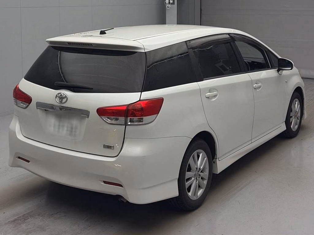TOYOTA WISH