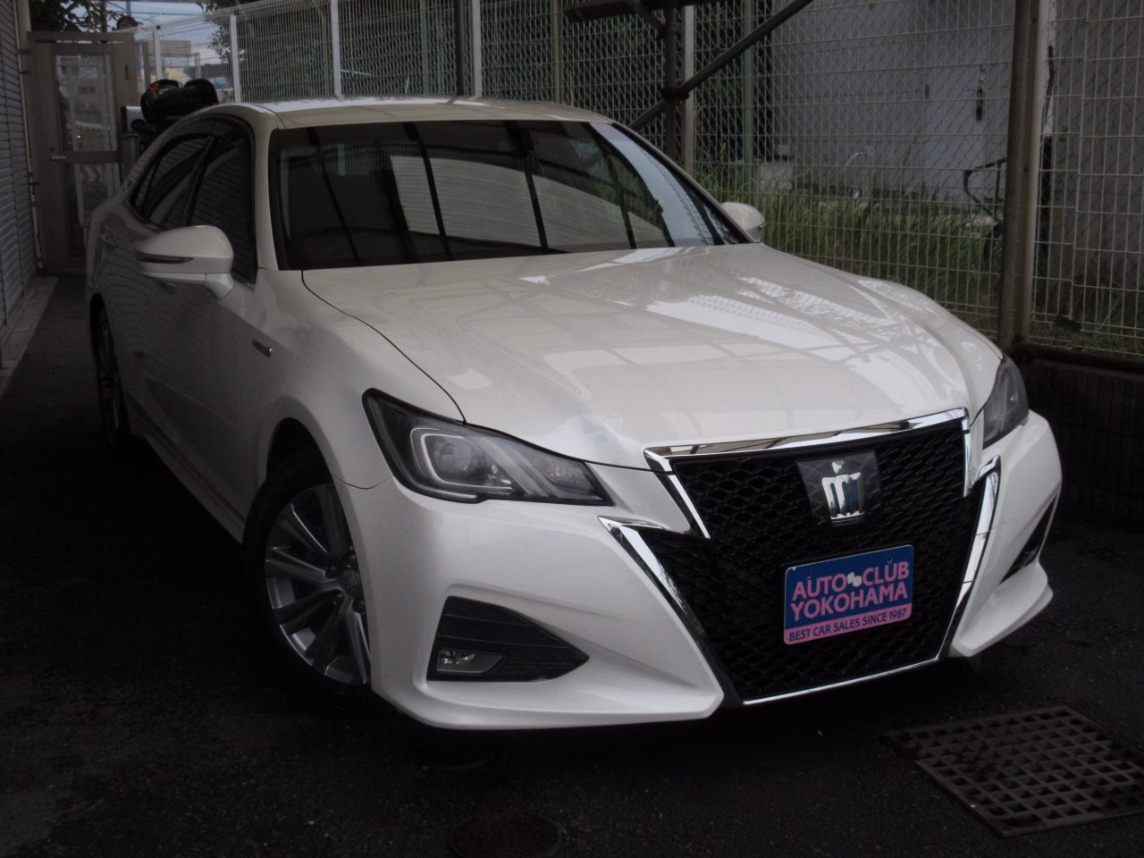 TOYOTA CROWN