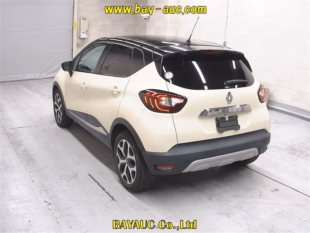 RENAULT CAPTUR