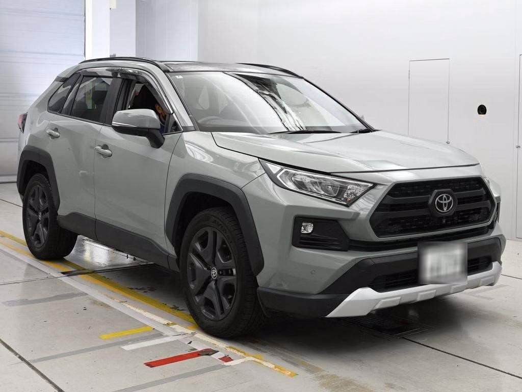 TOYOTA RAV4