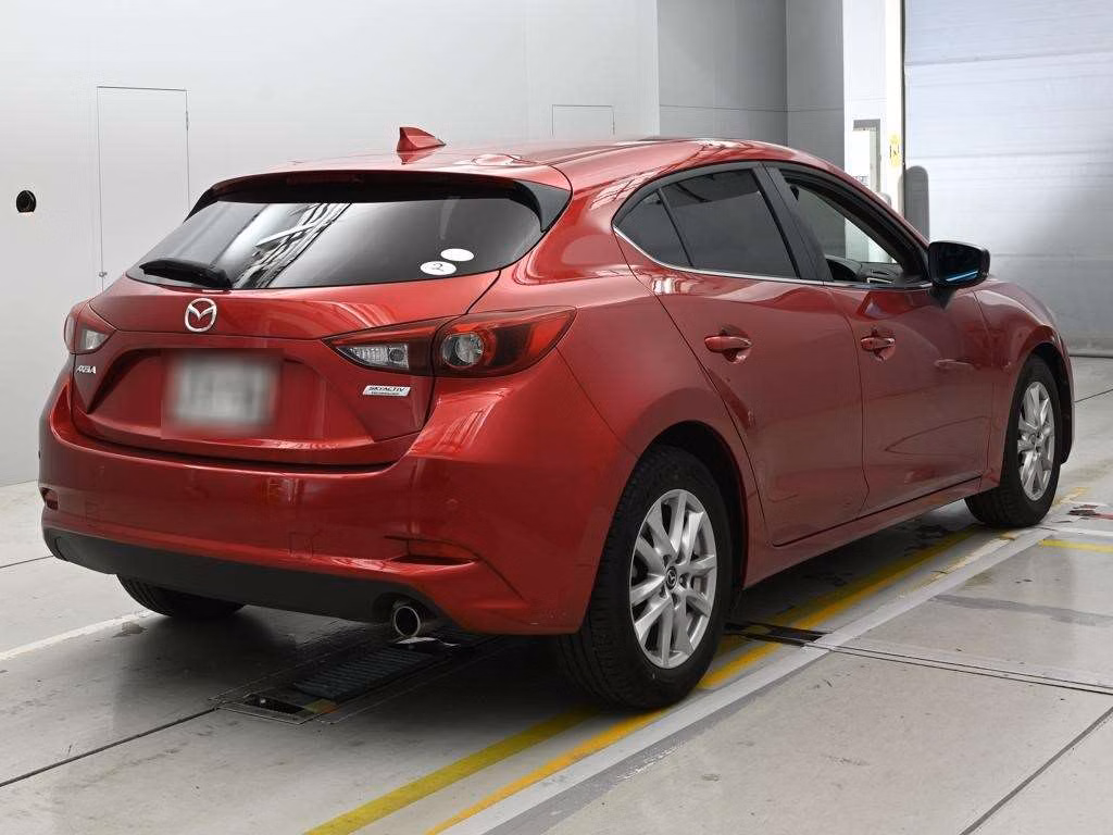 MAZDA AXELA