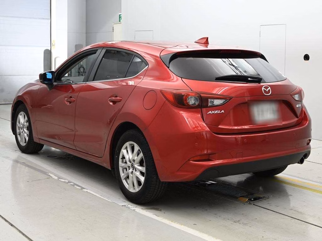 MAZDA AXELA