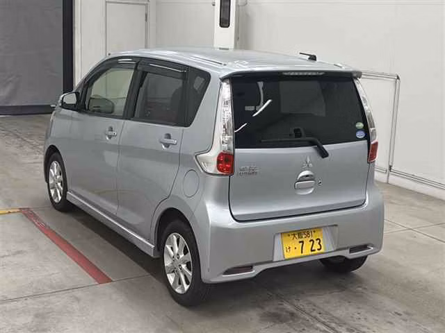 MITSUBISHI EK CUSTOM