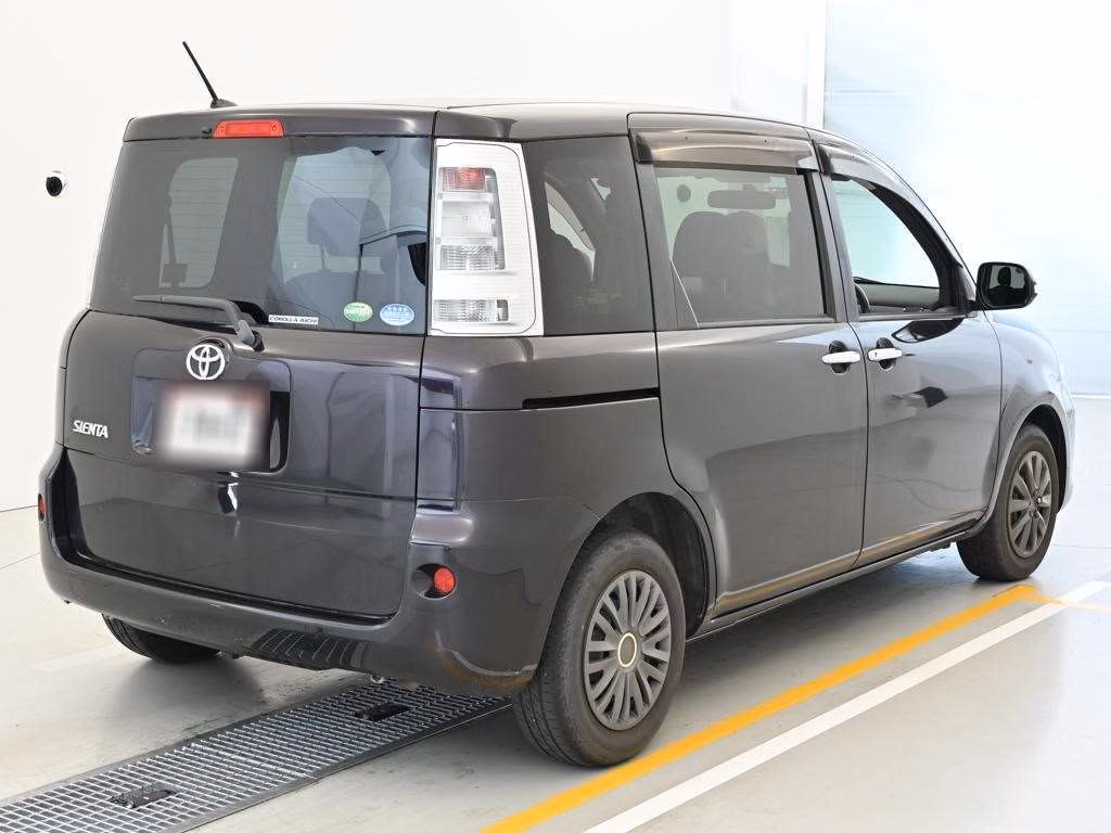 TOYOTA SIENTA