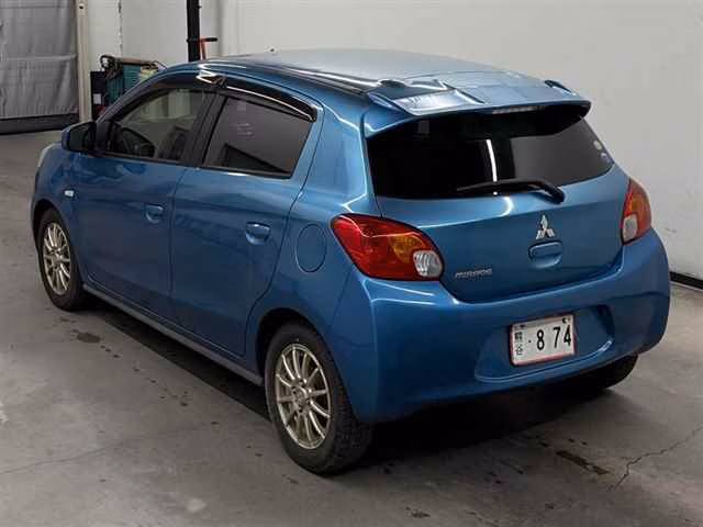 MITSUBISHI MIRAGE