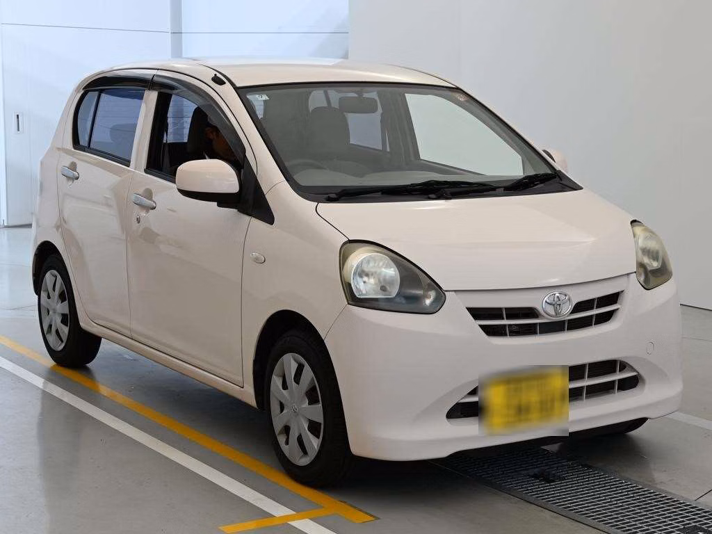 TOYOTA PIXIS EPOCH