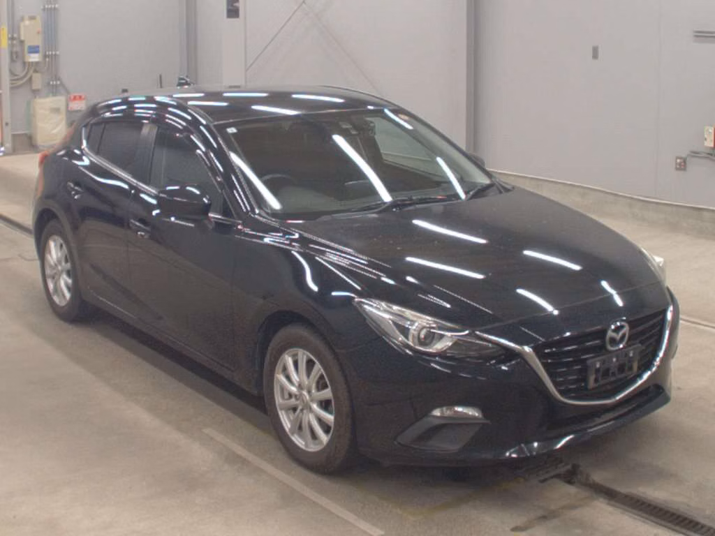 MAZDA AXELA