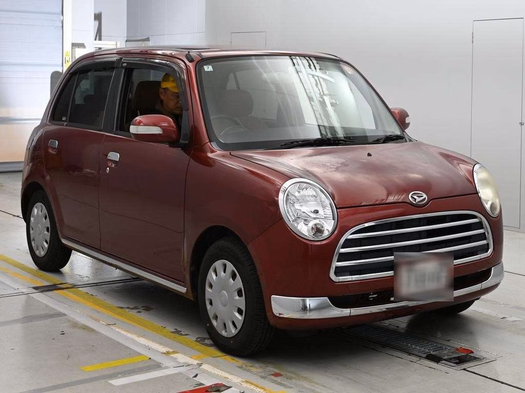 DAIHATSU MIRA GINO