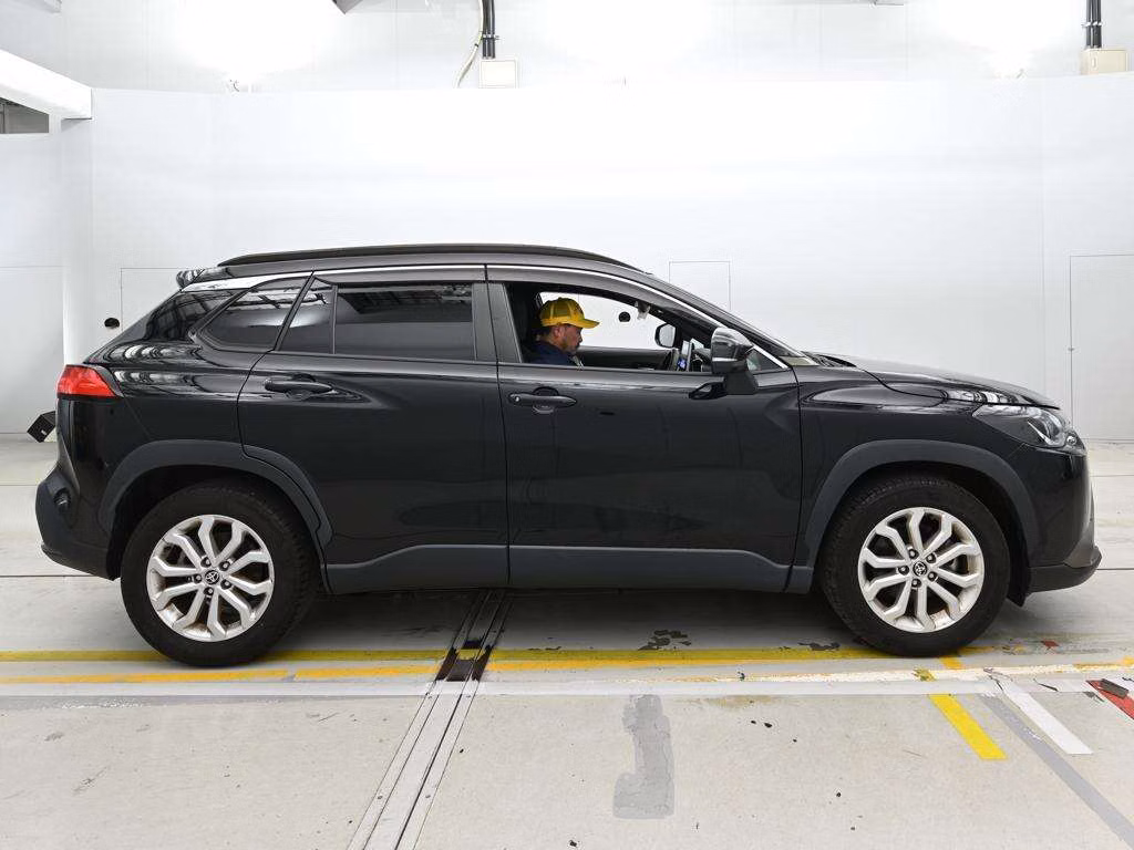 TOYOTA COROLLA CROSS