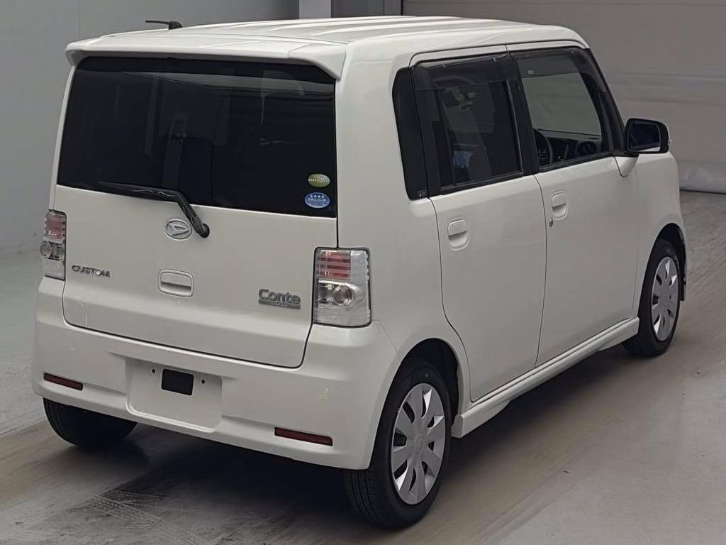 DAIHATSU MOVE CONTE