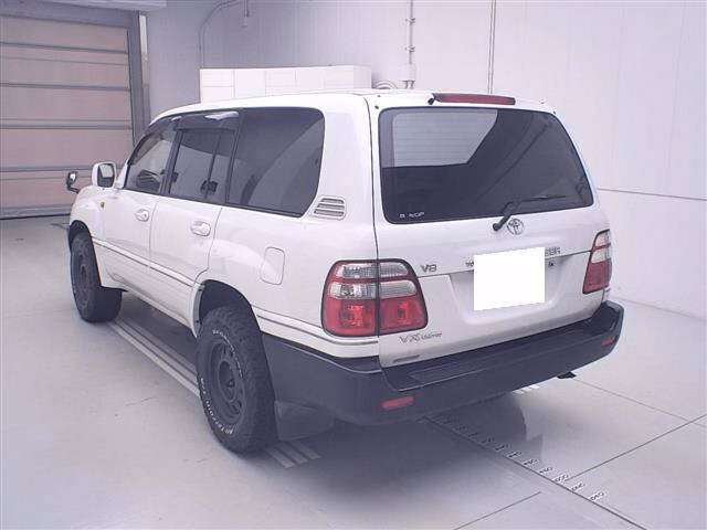 TOYOTA LAND CRUISER