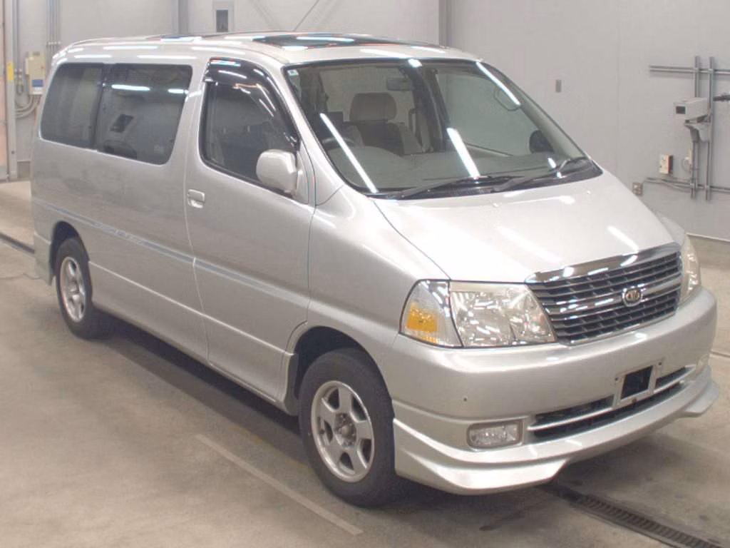TOYOTA GRANVIA