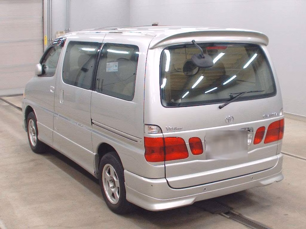 TOYOTA GRANVIA